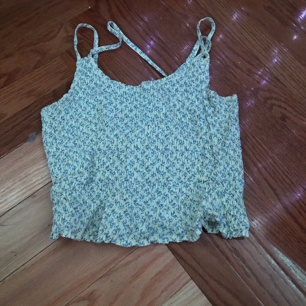 Crop top